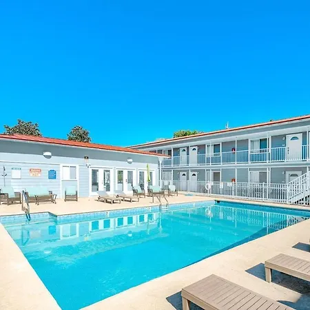Oak Shores
